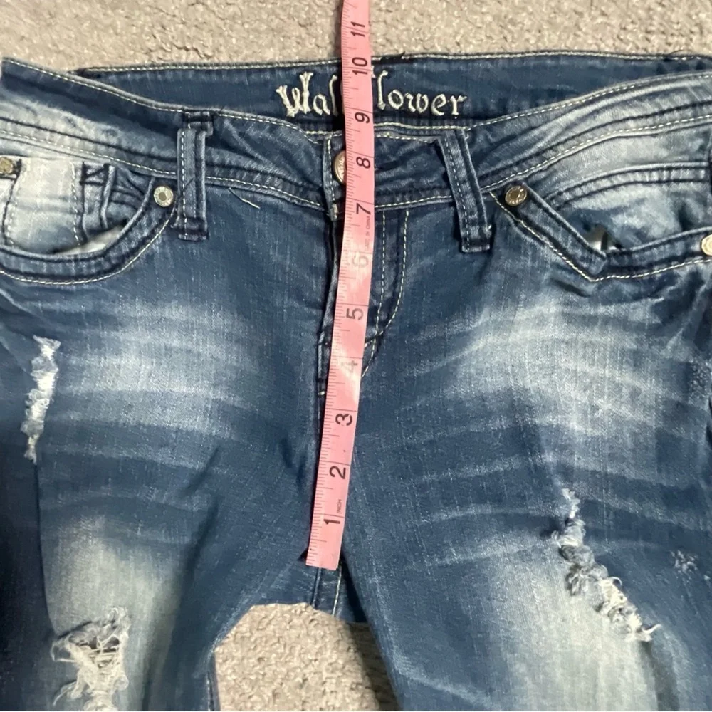 Wallflower Jeans Juniors 9 Y2K Distressed Skinny Embroidered